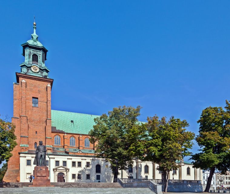 From Poznan: Gniezno, Biskupin, Wenecja Full-Day Trip - Live Tour Guides