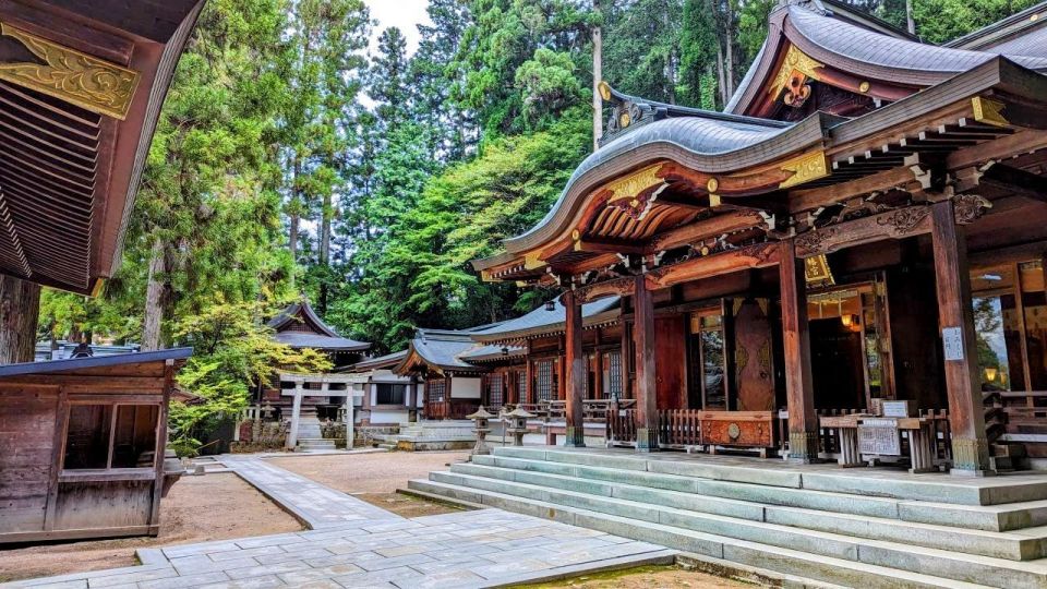 From Takayama: Immerse in Takayama's Rich History and Temple - Discovering Hachimangu Shrine