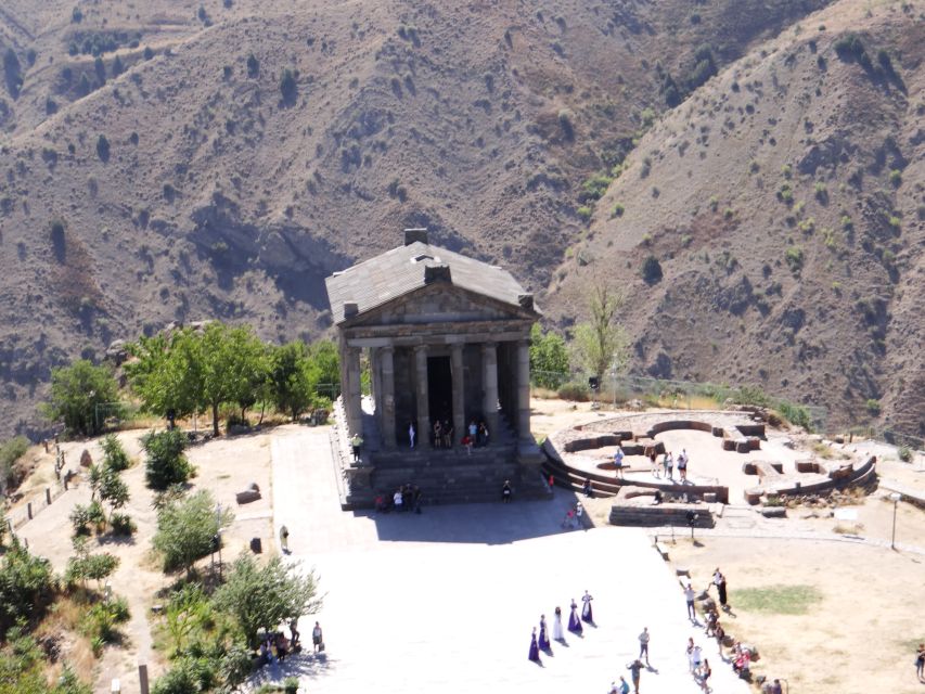 From Yerevan: 4.5-Hour Garni-Geghard Tour - Languages Available and Group Size