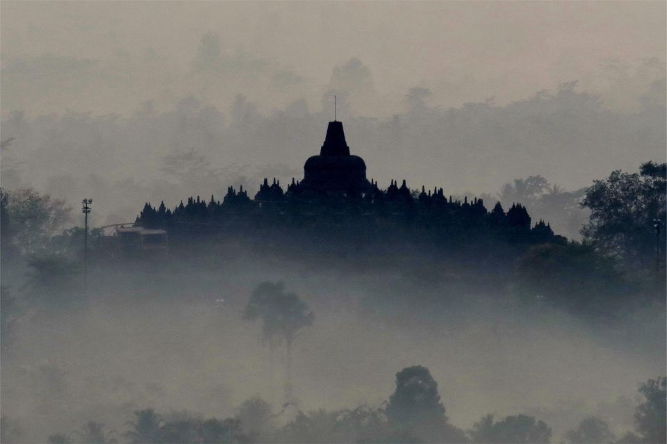 From Yogyakarta: Borobudur Sunrise on Setumbu Hill - Experience Highlights
