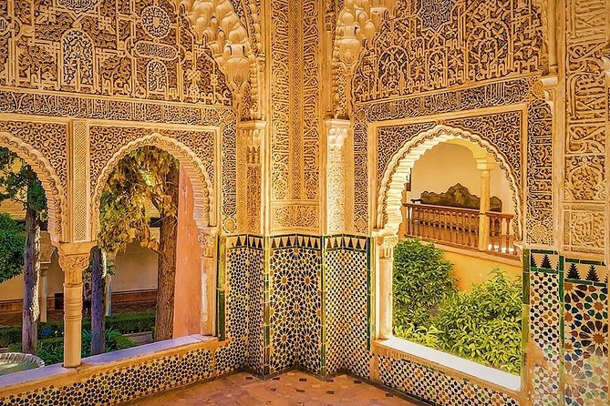 Full Alhambra Tour With Preferential Access (Spanish Language) - Booking Information