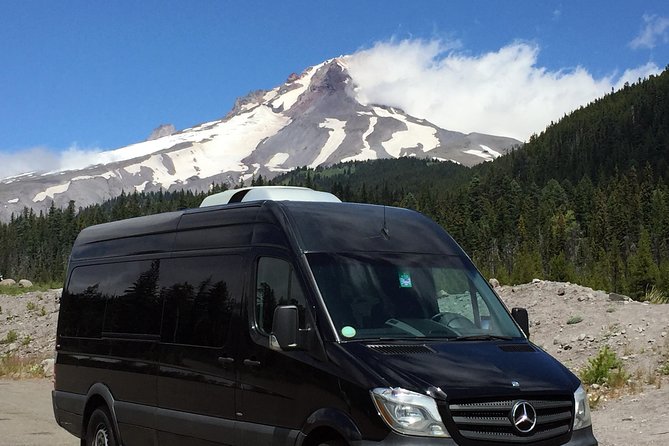 Full-Day Mt Hood Waterfall Tour With Lunch and Wine Tasting - Lunch Details