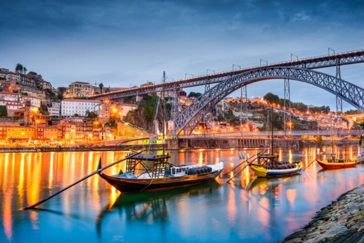 Full-Day Private Tour in Porto From Lisbon - Booking Information