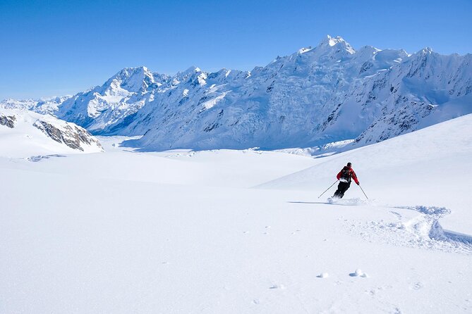 Full Day Ski the Tasman - Expert Guides and Instructors