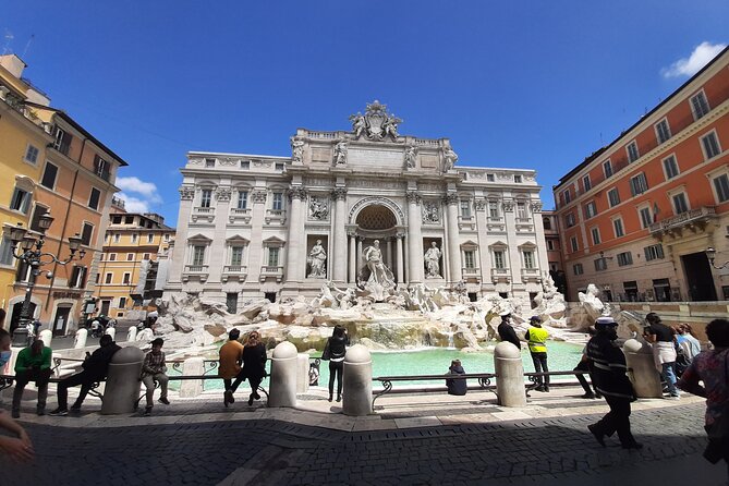 Games & Treasures Hunts Tour in Rome - Rome Landmarks