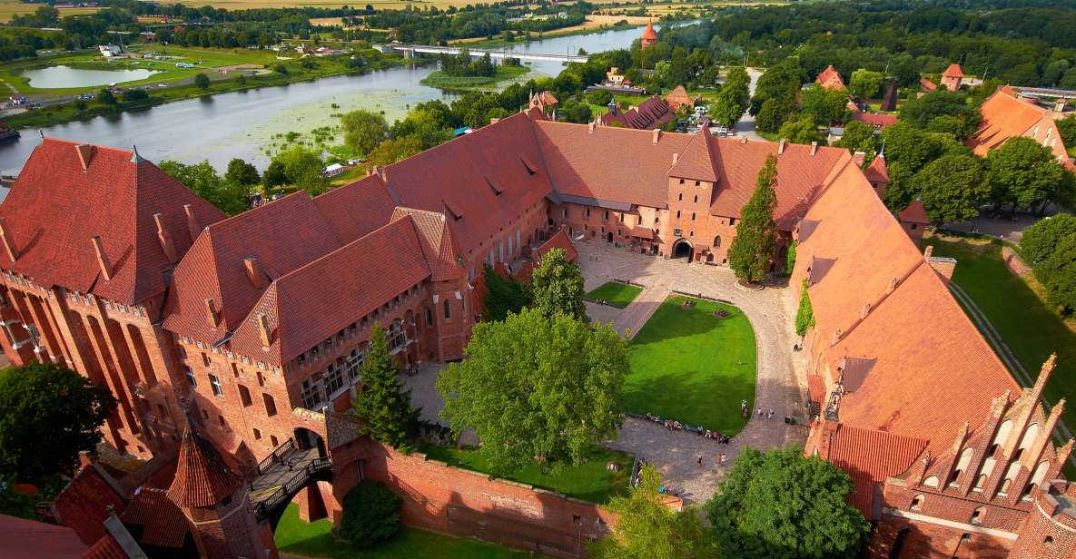 Gdansk: Malbork Castle Regular Tour - Activity Highlights