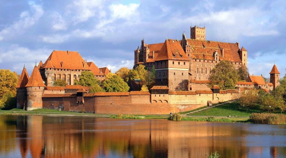 Gdansk: Malbork Castle & Westerplatte Tour With Local Lunch - Tour Inclusions