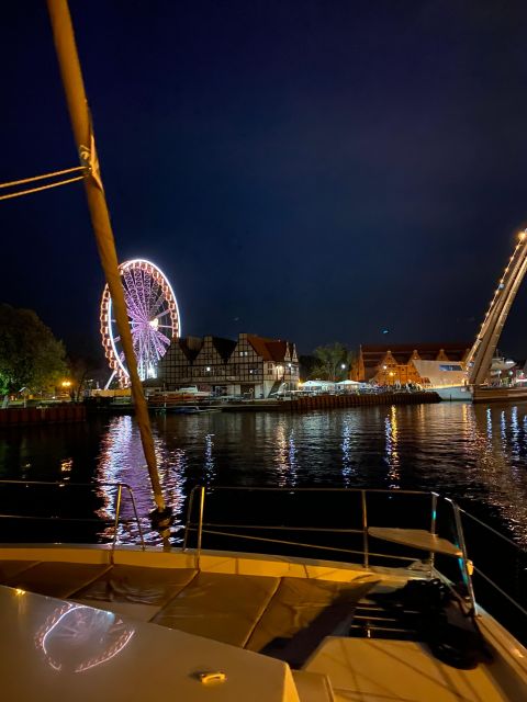 Gdansk: Scenic Evening Yacht Cruise With Prosecco - The Remontowa Experience