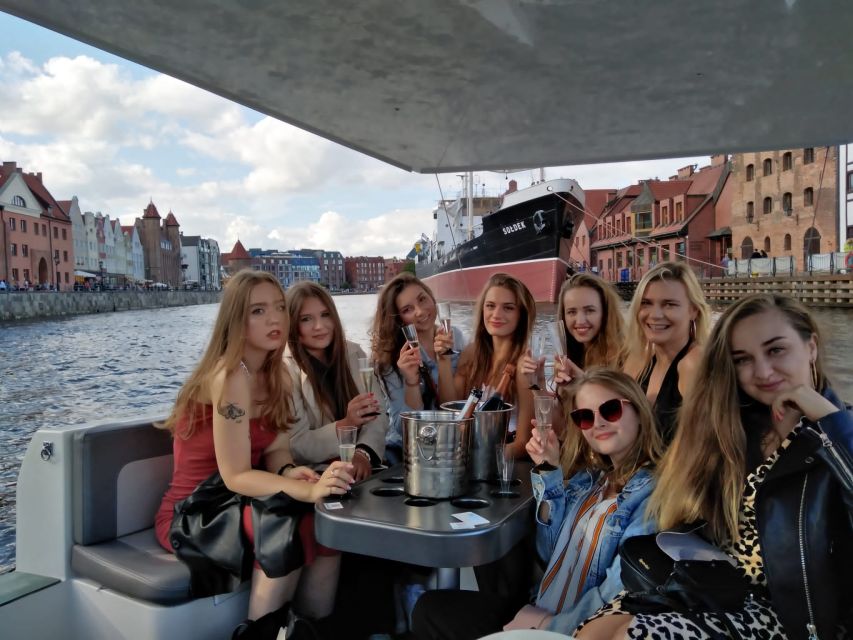 GdańSk: Sightseeing Cruise Around the Old Town of Gdansk - Experience Highlights