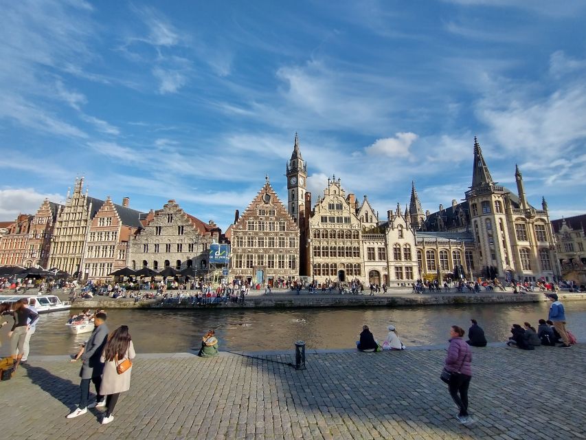 Ghent: Guided City Highlights Walking Tour With Light Meal - Experience Highlights