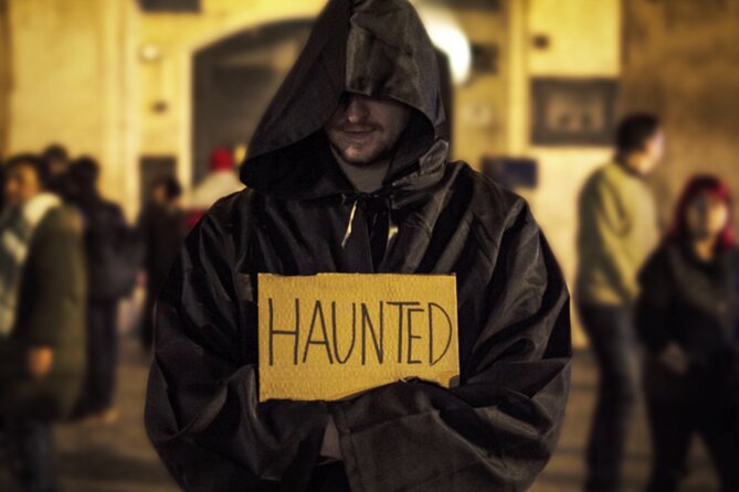 Ghosts and Crimes of Rome Night Walk - Infamous Figures and Haunted Sites