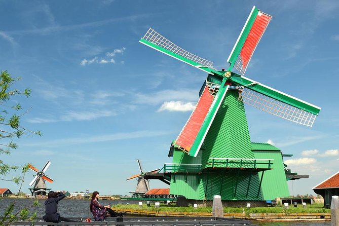 Giethoorn and Zaanse Schans Windmills Day Trip From Amsterdam - Tour Experience and Reviews