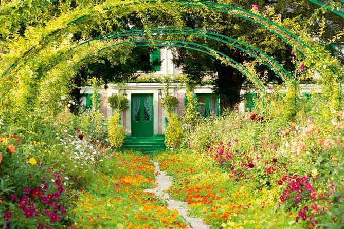 Giverny - Claude Monets House & Gardens - Private Trip - Inclusions and Services