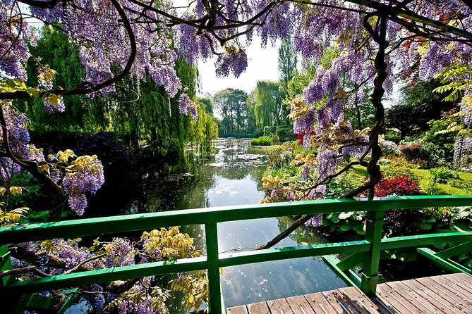 Giverny Monets House & Versailles Palace Private Day Trip From Paris - Pricing and Inclusions