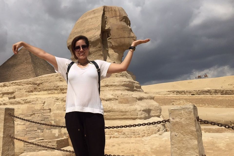 Giza Pyramids and Sphinx: Half-Day Private Tour - Experience Highlights