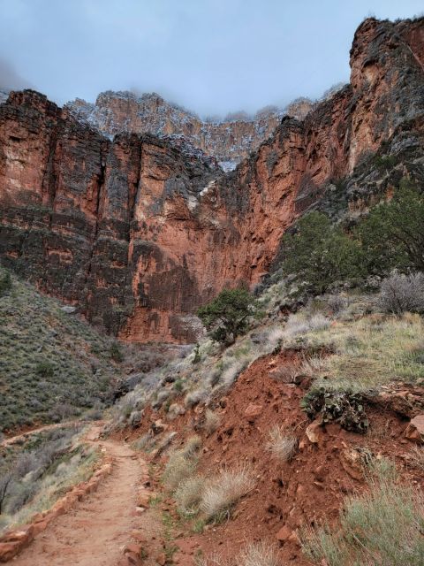 Grand Canyon Backcountry Hiking Tour to Phantom Ranch - Live Tour Guide and Group Size