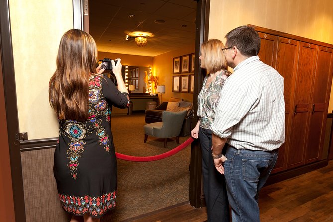 Grand Ole Opry House Guided Backstage Tour - Tour Experience