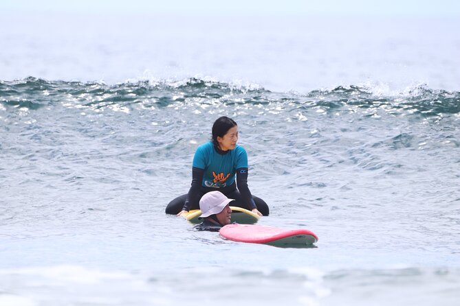 Group Surf Class in Playa De Las Américas With Photographs - Accessibility and Participation Details