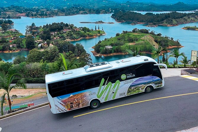 Guatape Tour, Piedra Del Peñol Including a Boat Tour, Breakfast and Lunch - Guatape Exploration Highlights