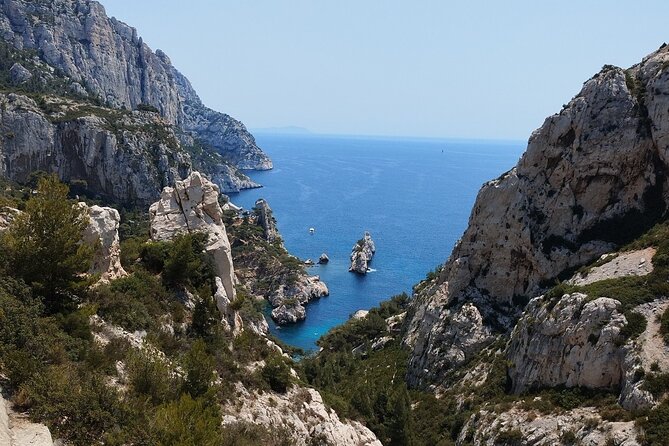 Guided Hike in the Calanques National Park - Meeting Point Details