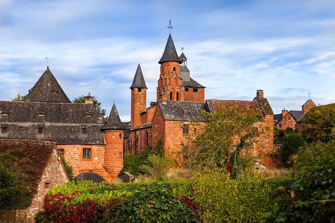 Guided Tour of Collonges La Rouge - Admission and Accessibility