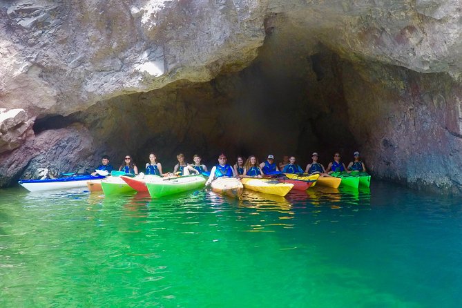 Half-Day Emerald Cove Kayak Tour - Meeting and Transportation