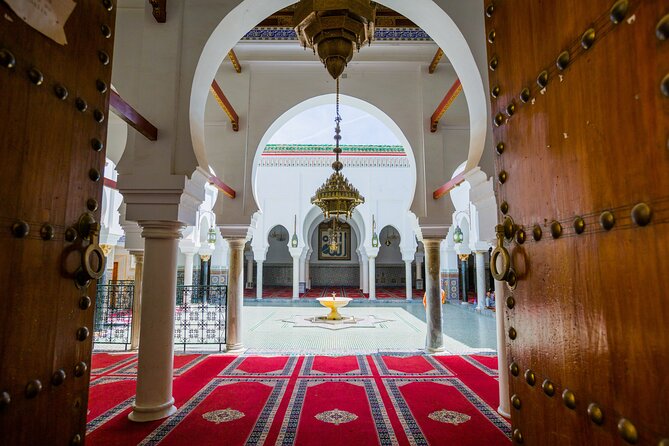 Half-Day Private Guided Walking Tour Of Fez Medina - Private Guided Experience