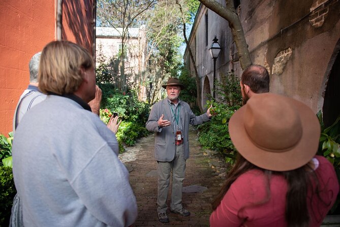Hidden Alleyways and Historic Sites Small-Group Walking Tour - Tour Logistics