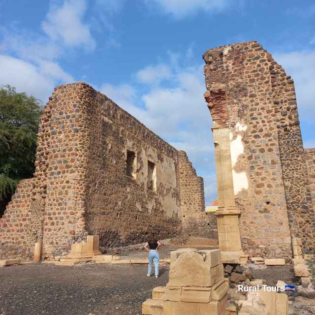 Hiking in Calabaceira Valley, Cidade Velha Tour - Tour Benefits