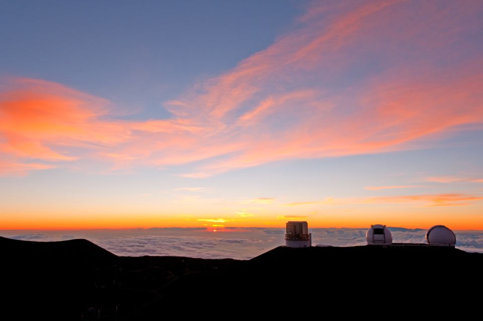 Hilo/Waikoloa: Mauna Kea Summit Sunset and Stargazing Tour - Experience Highlights