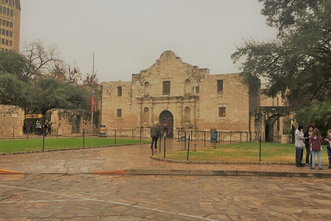 Historic Downtown & Riverwalk Walking Tour - Inclusions and Logistics