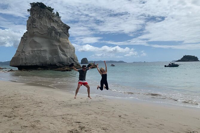 Hot Water Beach & Cathedral Cove Day Tour From Auckland - Customer Reviews and Ratings