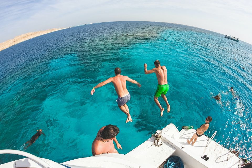 Hurghada: Red Sea Snorkeling Day Tour With Lunch and Yacht - Tour Highlights and Activities