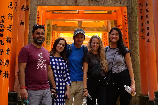 Inside of Fushimi Inari - Exploring and Lunch With Locals - Shrine Visit Details