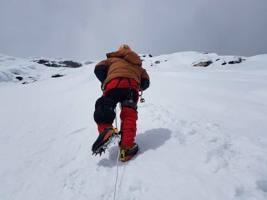 Island Peak Climbing - 13 Days - Inclusions