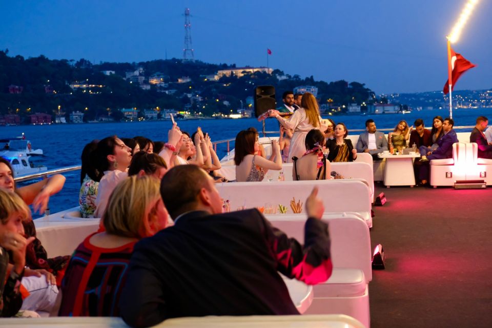 Istanbul: Bosphorus Sunset Cruise With Dinner - Highlights