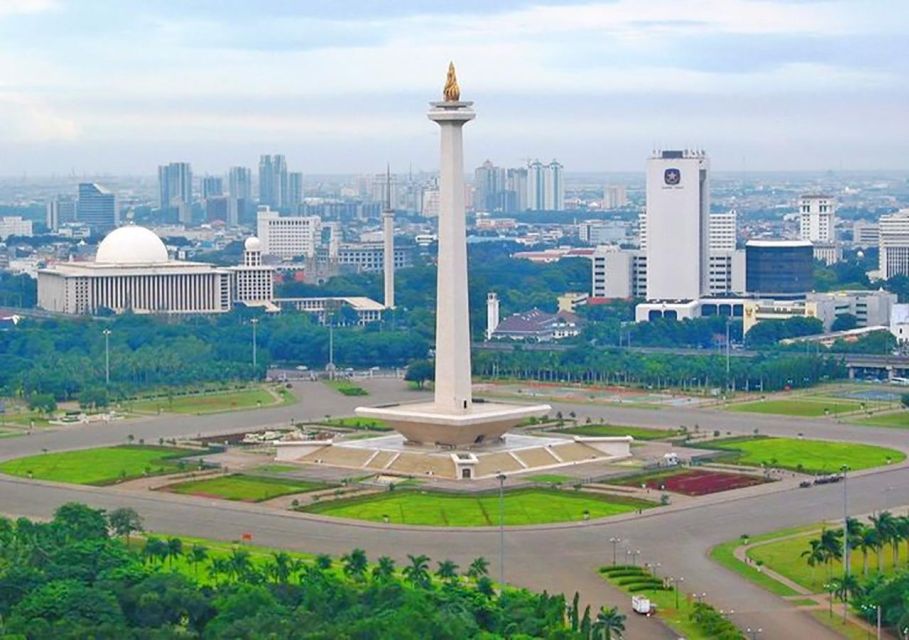 Jakarta : Private City Tour With Lunch And Souvenir - Historical Highlights