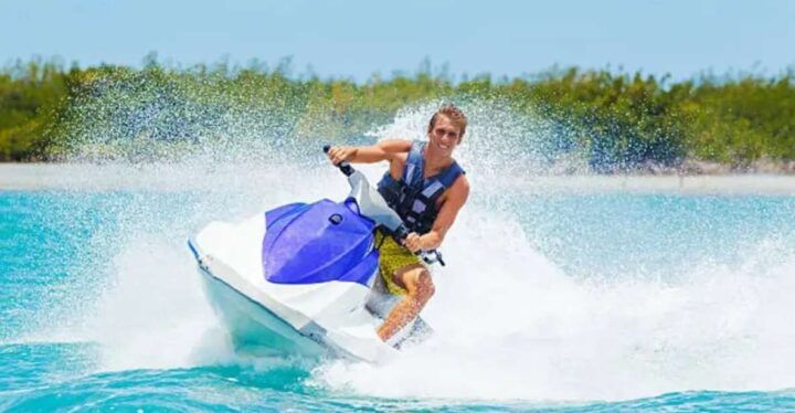 Jet Skiing in Unawatuna - Experience