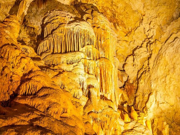 Jewel Cave Fully-guided Tour (Located in Western Australia) - Meeting and Pickup