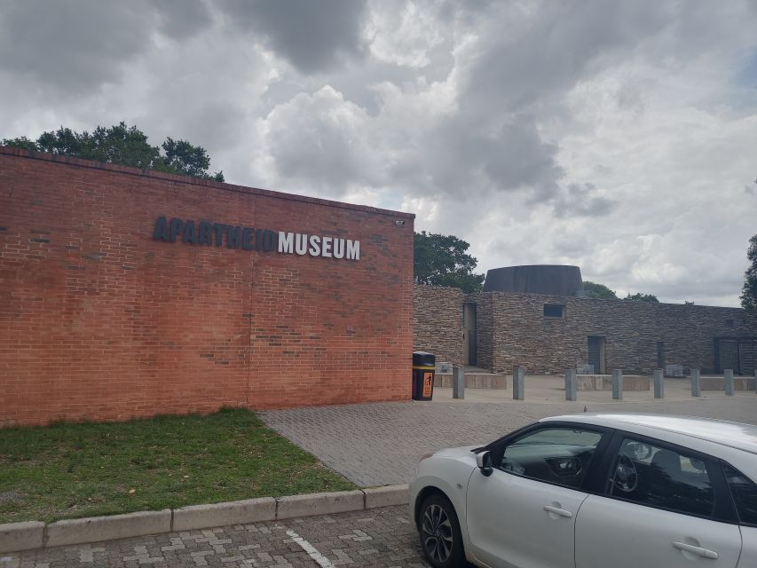 Johannesburg: Private Guided City Tour With Apartheid Museum - Historical Landmarks Visit