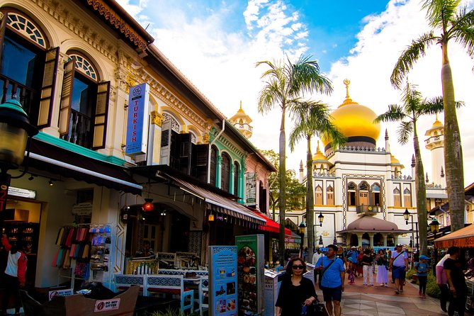 Kampong Glam Landscape and Street Photography - Capturing Street Life