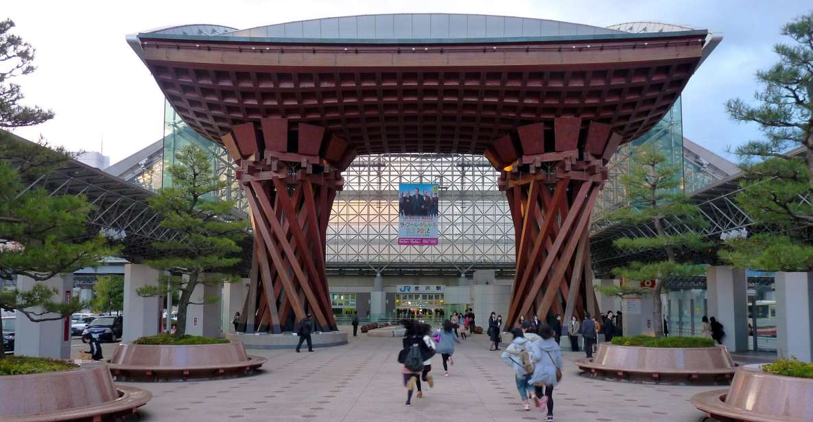 Kanazawa Like a Local: Customized Guided Tour - Experience Highlights