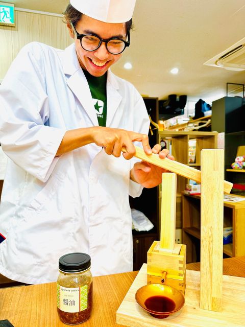 Kanazawa's Local Cuisine and Nigiri Sushi Making Experience - Class Description