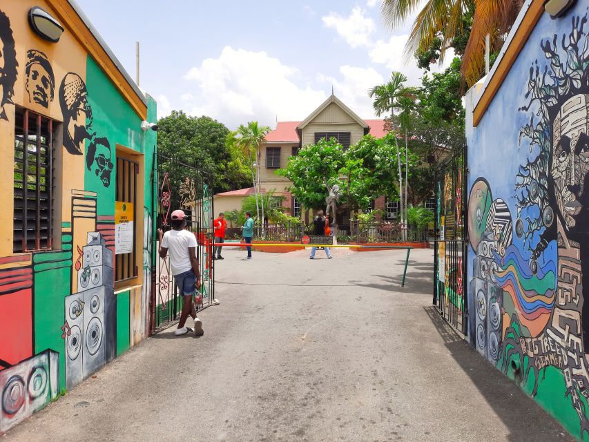 Kingston: Bob Marley Museum Tour From Montego Bay - Live Tour Guide and Pickup Details