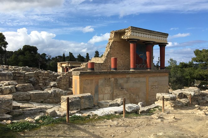 Knossos Palace Guided Walking Tour - Learning About Minoans and Minotaur