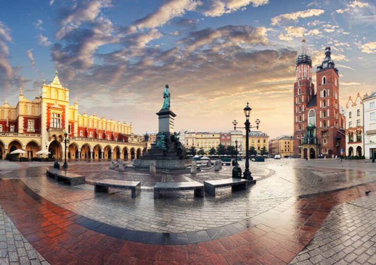 Krakow: Guided Old Town Tour