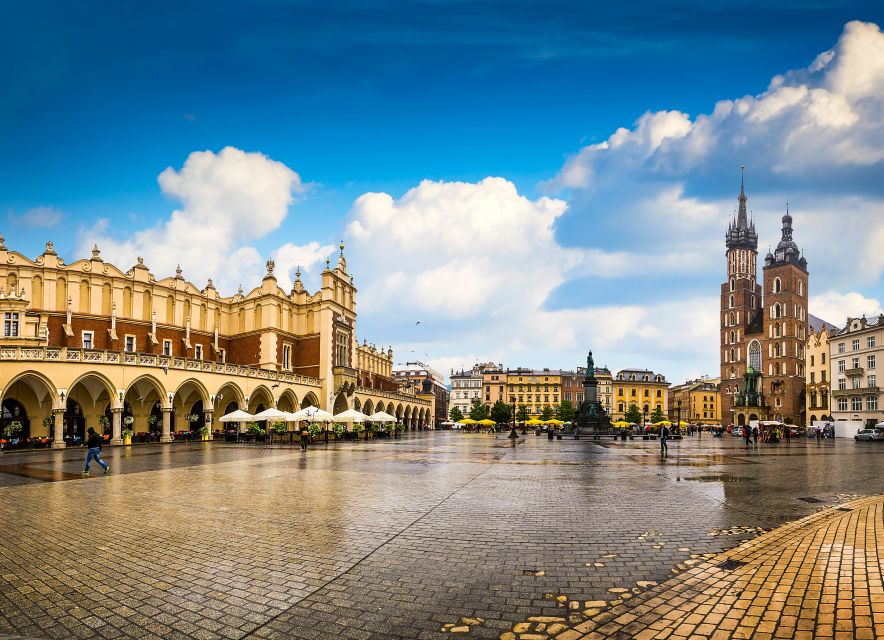 Krakow: Guided Sightseeing Tour by E-Scooter With Snacks - Tour Highlights and Full Description