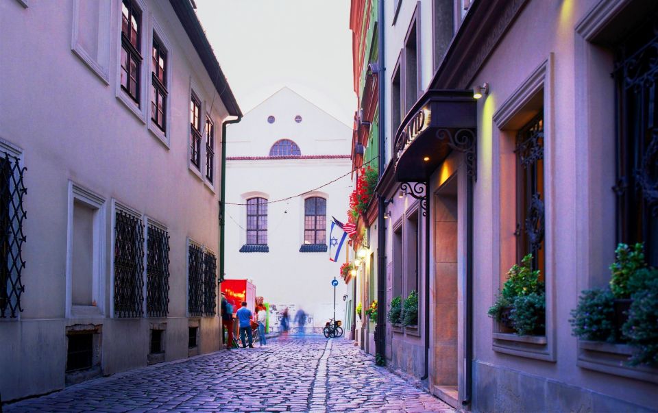 Krakow: Jewish Quarter, Former Ghetto & Schindler's Factory - Insight Into the Former Ghetto Area