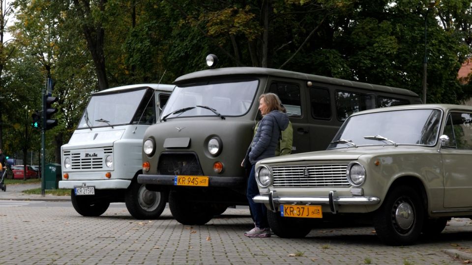 Krakow: Nowa Huta Vintage Car City Guided Tour - Experience and Activities