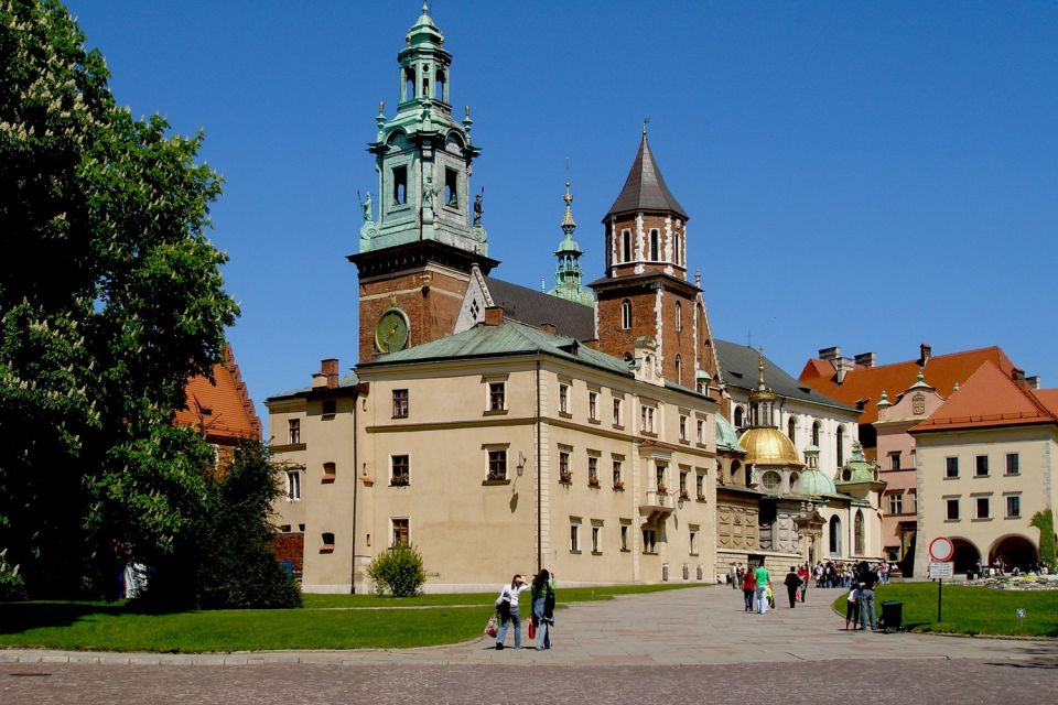 Krakow: Old Town Golf Cart Walk and Wawel Castle Guided Tour - Booking Information